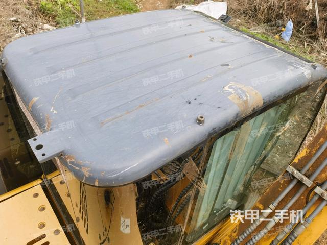 駕駛室頂部（整機(jī)外觀）