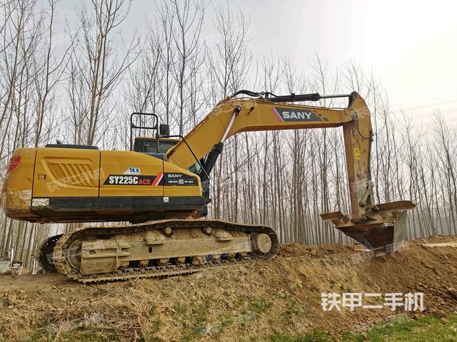 右后45(整機(jī)外觀) 右后45(整機(jī)外觀)