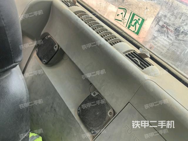 座椅后部(駕駛室部分) 座椅后部(駕駛室部分)