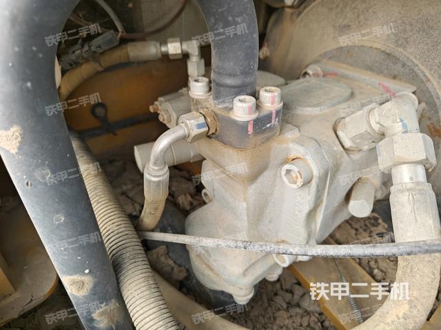 液壓泵室(大件艙室) 液壓泵室(大件艙室)
