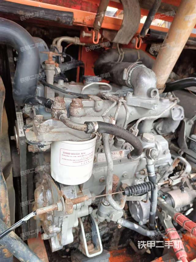 驾驶室整体（整机外观）