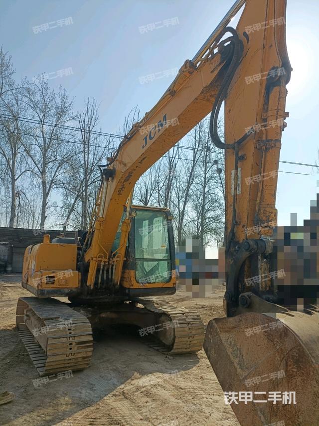 右前45(整機(jī)外觀) 右前45(整機(jī)外觀)