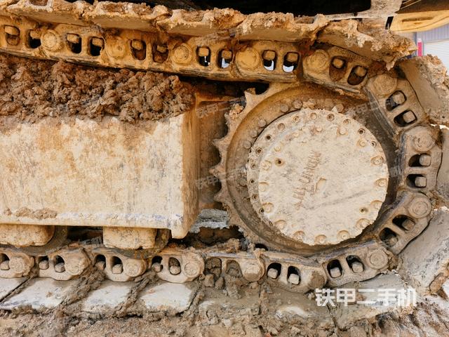 右驅(qū)動輪(行走機構) 右驅(qū)動輪(行走機構)