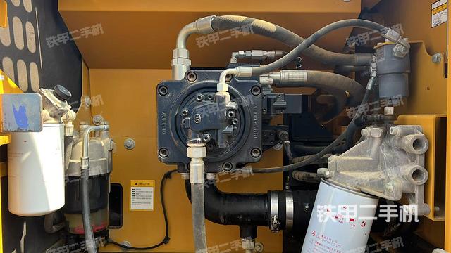 液壓泵室（大件艙室）