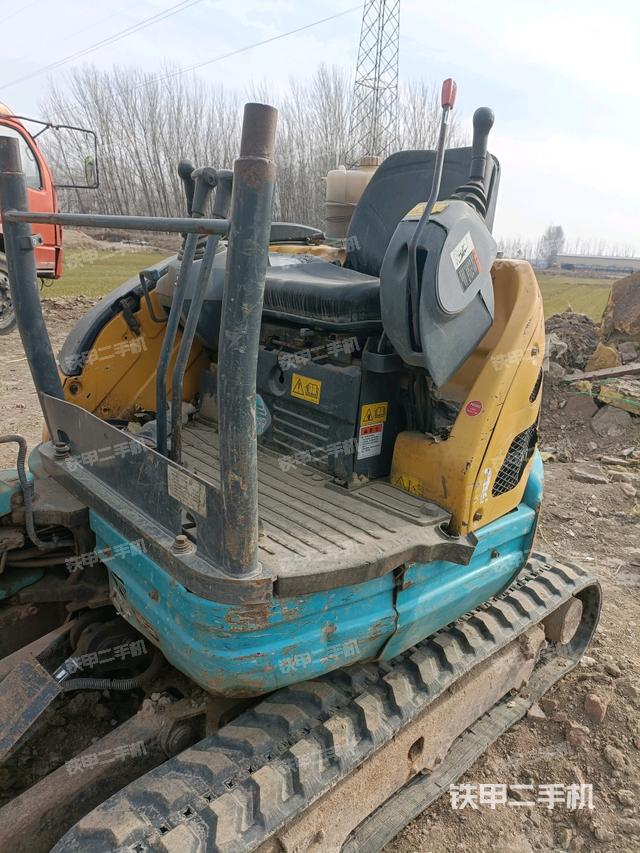 后窗玻璃角標(biāo)（駕駛室部分）