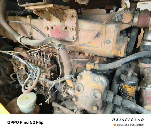 發(fā)動(dòng)機(jī)左側(cè)（整機(jī)外觀及大件）