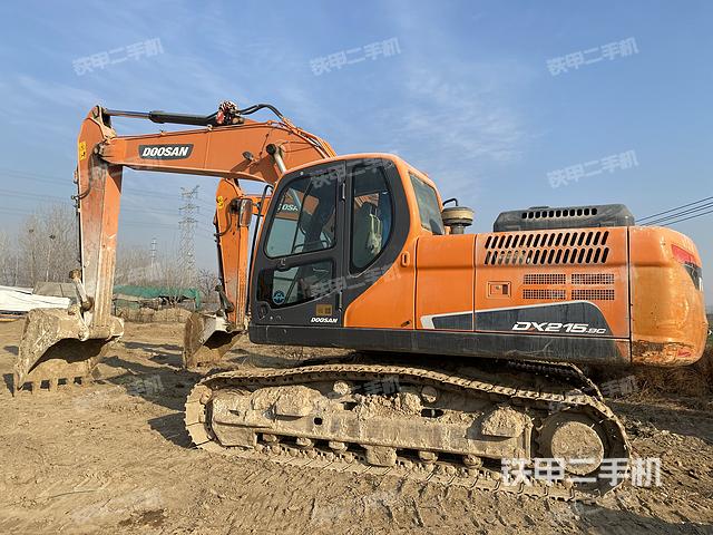 斗山DX215-9CN挖掘机