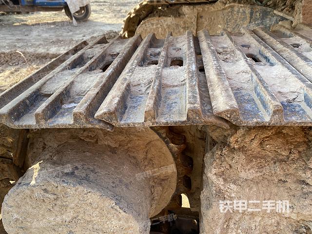 单侧履带整体（整机外观）