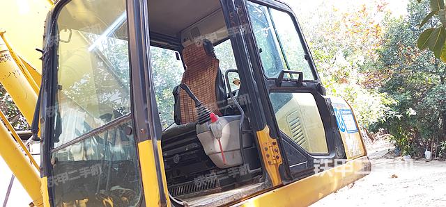 駕駛室整體（整機(jī)外觀）