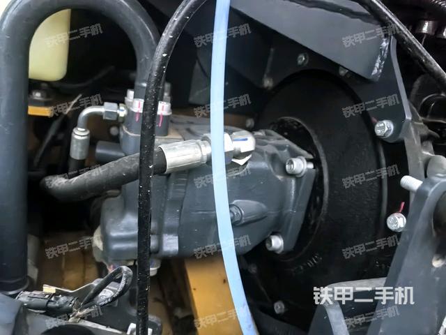 液壓泵室（大件艙室）