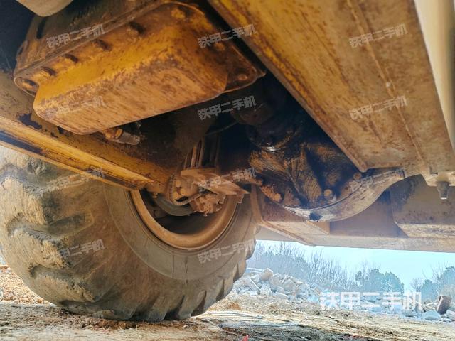 橋\驅(qū)動(dòng)（壓路機(jī)前后車架）