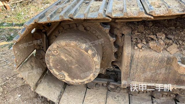 左驅(qū)動輪(行走機(jī)構(gòu)) 左驅(qū)動輪(行走機(jī)構(gòu))