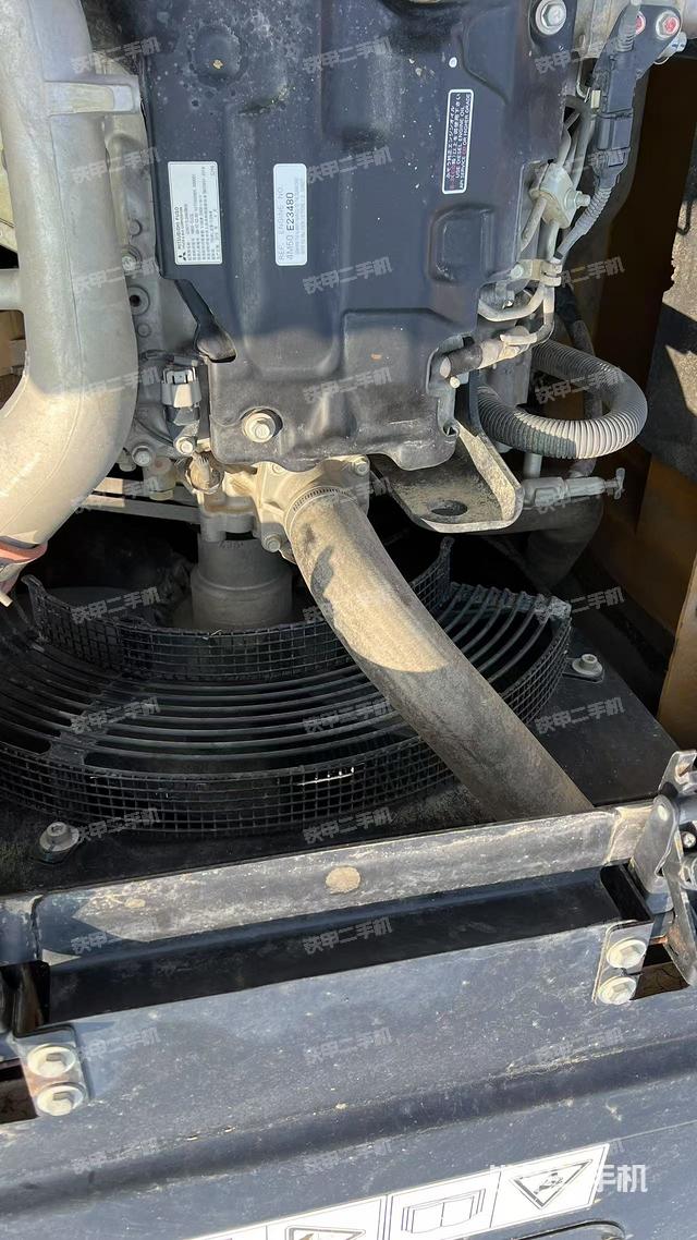 水箱+風扇特寫（上車部件）