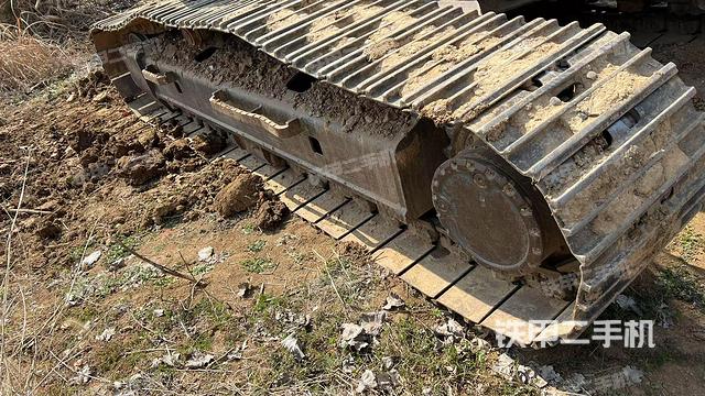 右側(cè)履帶整體(行走機(jī)構(gòu)) 右側(cè)履帶整體(行走機(jī)構(gòu))