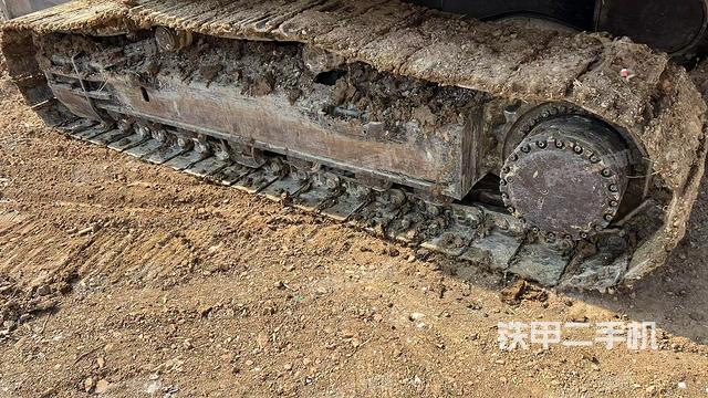 左側(cè)履帶整體?（行走機構(gòu)）