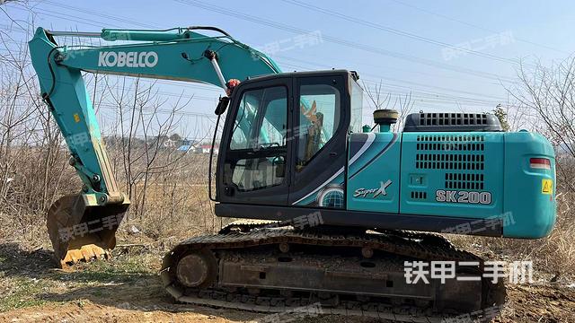 左后45(整機(jī)外觀) 左后45(整機(jī)外觀)