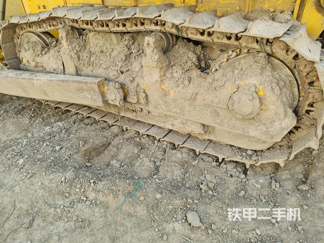 推土鏟右后（推土機底盤及工作裝置）