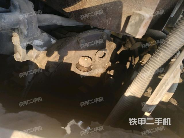 后窗玻璃角標(biāo)(駕駛室部分) 后窗玻璃角標(biāo)(駕駛室部分)