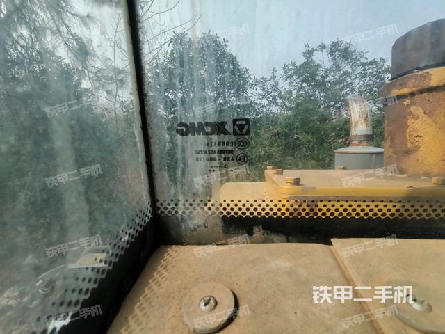 后玻璃角標(biāo)（壓路機(jī)駕駛室）