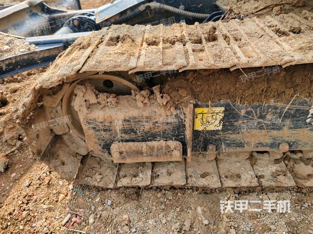 左驅(qū)動(dòng)輪(行走機(jī)構(gòu)) 左驅(qū)動(dòng)輪(行走機(jī)構(gòu))