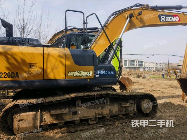 整機(jī)右后45°(整機(jī)外觀) 整機(jī)右后45°(整機(jī)外觀)