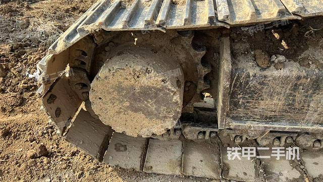 左驅(qū)動(dòng)輪（行走機(jī)構(gòu)）