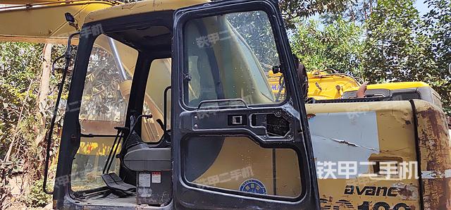 驾驶室整体（整机外观）