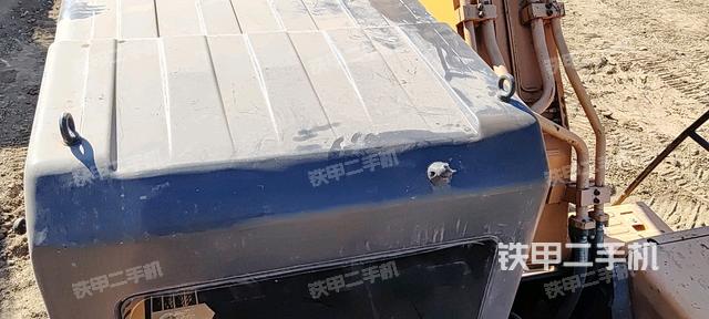 駕駛室頂部（整機(jī)外觀）