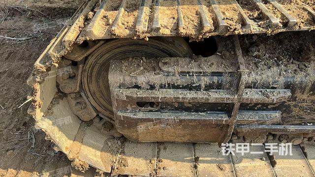 左導(dǎo)向輪（行走機(jī)構(gòu)）