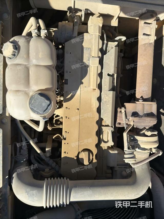 發(fā)動機整體俯視（整機外觀）