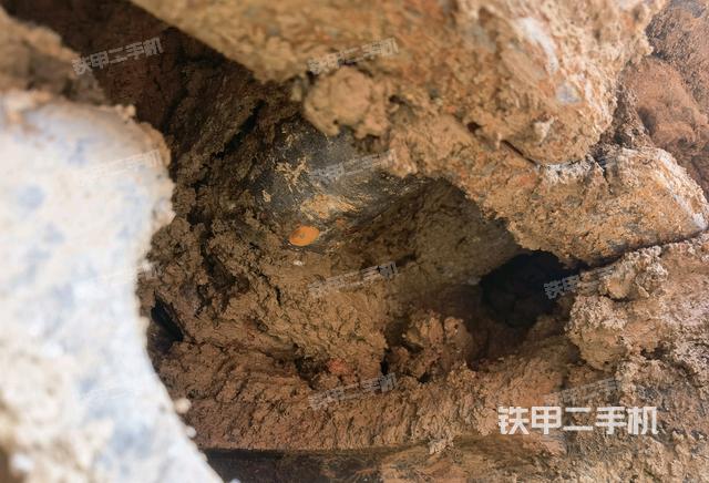 右托鏈輪+鏈筋(行走機構) 右托鏈輪+鏈筋(行走機構)