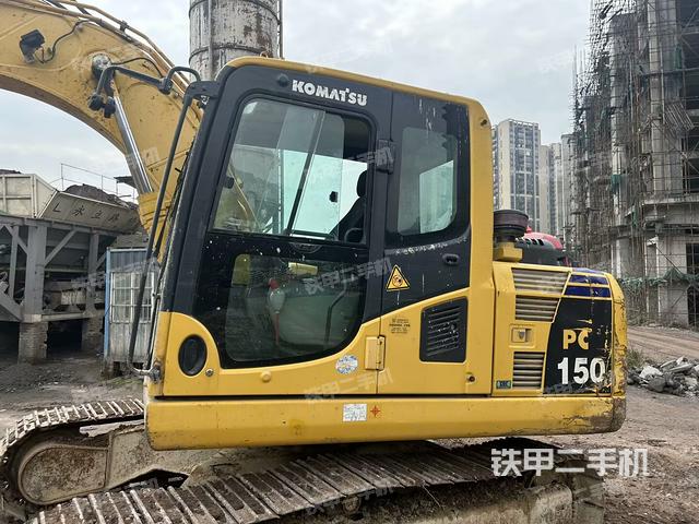 驾驶室整体（整机外观）