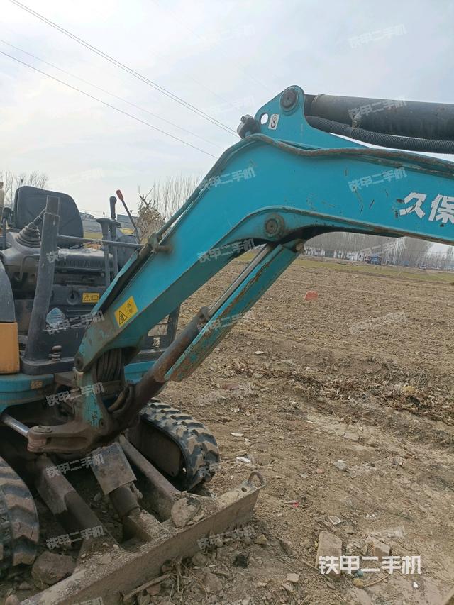 大臂根部?斜（工作和回轉(zhuǎn)裝置）