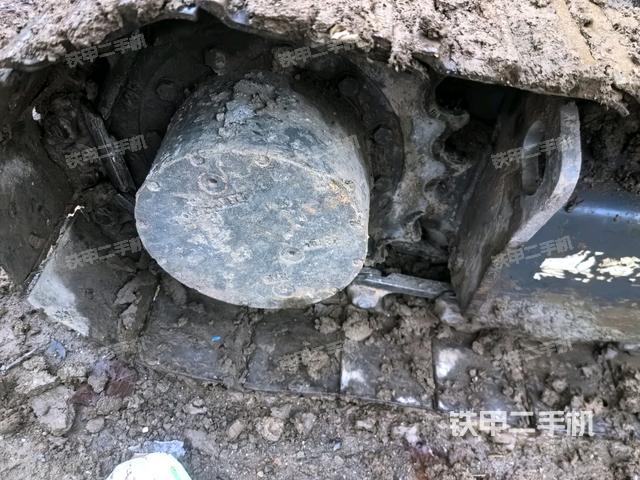 左驅(qū)動(dòng)輪（行走機(jī)構(gòu)）