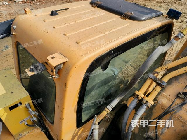 駕駛室頂部俯視(上車部件) 駕駛室頂部俯視(上車部件)