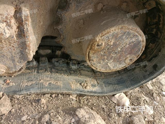 左驅(qū)動(dòng)輪（行走機(jī)構(gòu)）