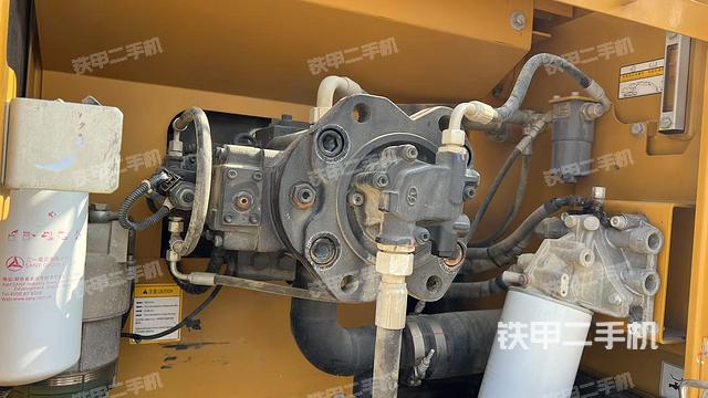 液壓泵室（大件艙室）