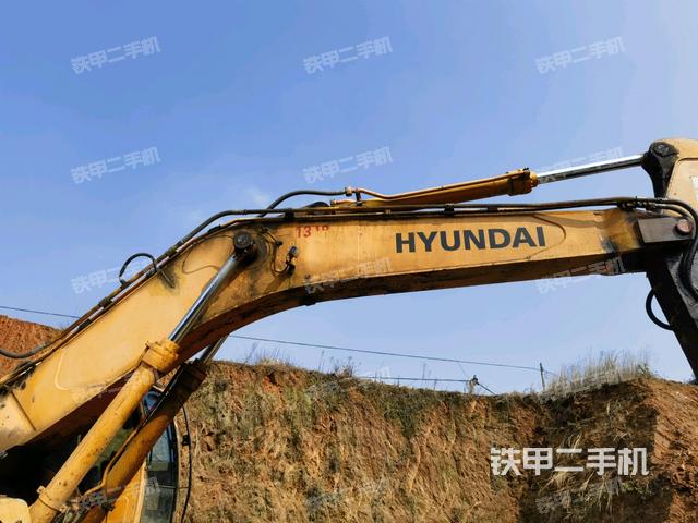 大臂整體?右側(工作和回轉裝置) 大臂整體?右側(工作和回轉裝置)