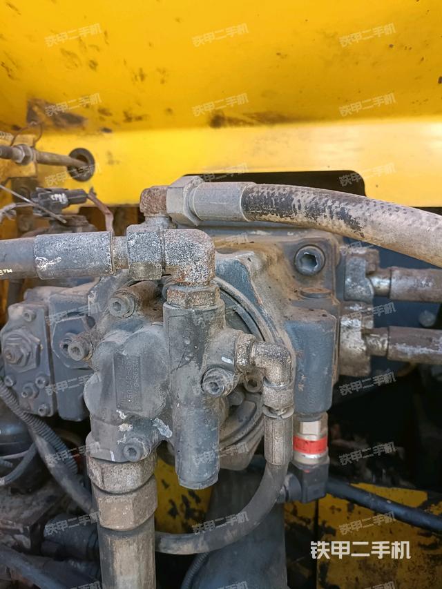 液壓泵室(大件艙室) 液壓泵室(大件艙室)