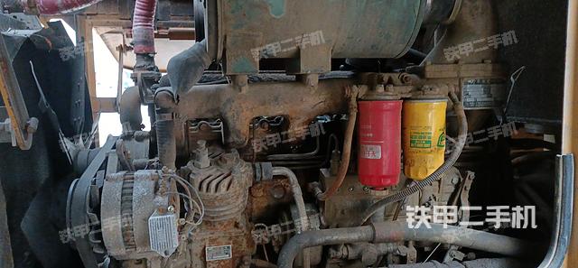 發(fā)動機右側(cè)(整機外觀及大件) 發(fā)動機右側(cè)(整機外觀及大件)