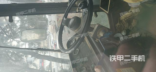 駕駛室操作臺(整機外觀及大件) 駕駛室操作臺(整機外觀及大件)