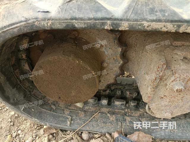 右驅(qū)動(dòng)輪（行走機(jī)構(gòu)）