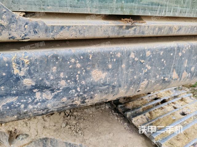 铲斗右后整体（工作和回转装置）