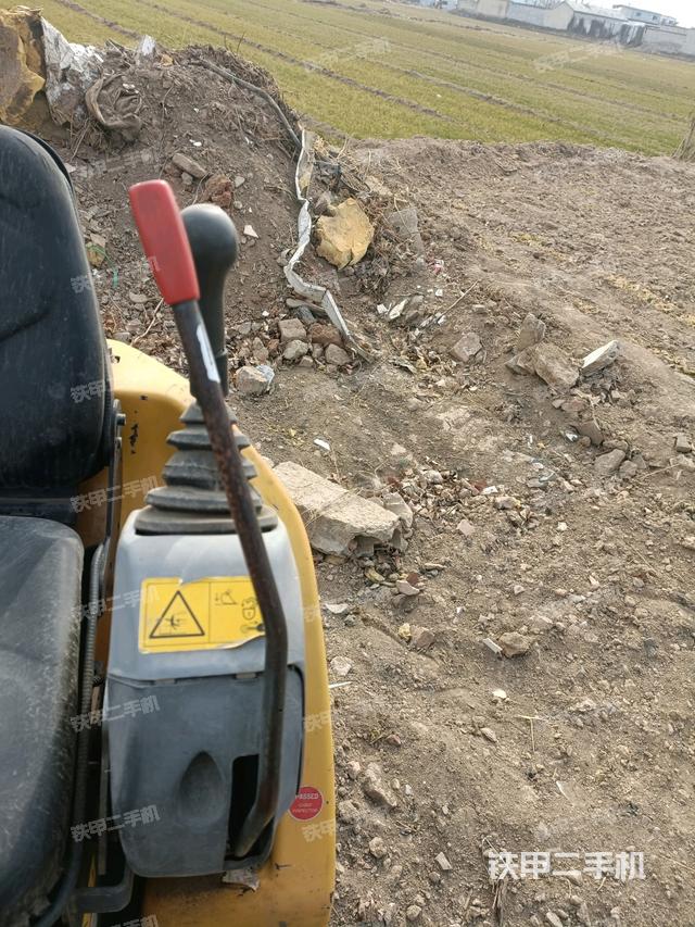 座椅左側(cè)控制臺(tái)/音響/含左手柄（駕駛室部分）