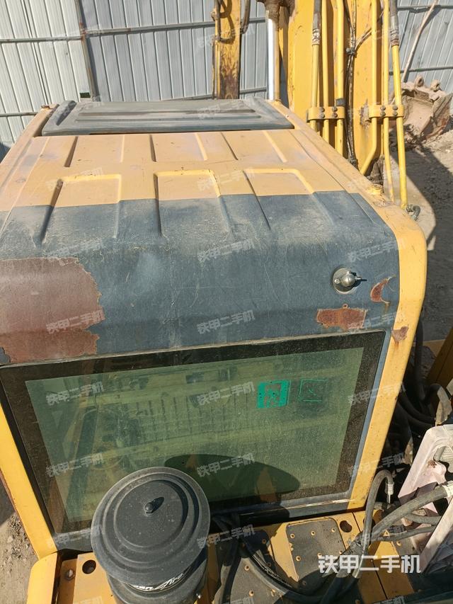 駕駛室頂部俯視(上車部件) 駕駛室頂部俯視(上車部件)