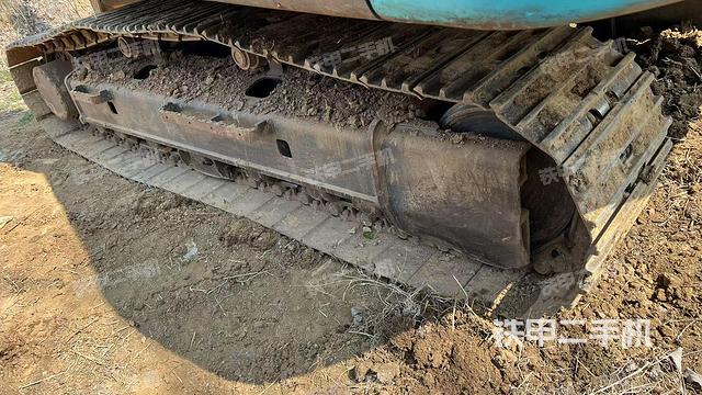 左側(cè)履帶整體?(行走機(jī)構(gòu)) 左側(cè)履帶整體?(行走機(jī)構(gòu))