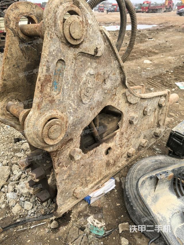 右前45(整機外觀) 右前45(整機外觀)