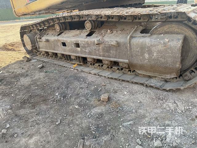 單側(cè)履帶整體（整機外觀）