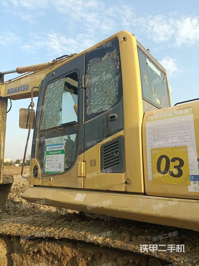 駕駛室左后45度（駕駛室部分）