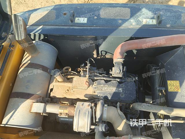 发动机整体俯视（整机外观）